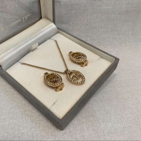 Dior earring and necklace set - Picture 8 of 11